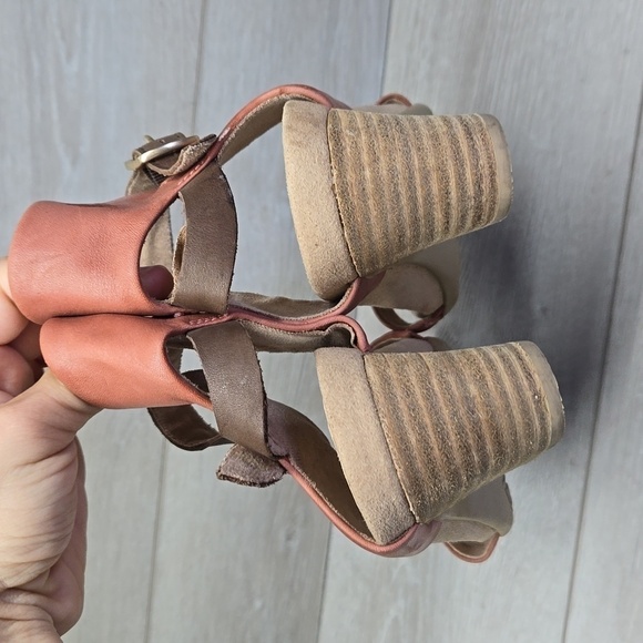 Earth Women IVY Symphony  Ankle Leather Heels Sandals shoes sz 9.5M - Picture 6 of 16